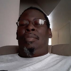 Meet your Posher, Lawrence